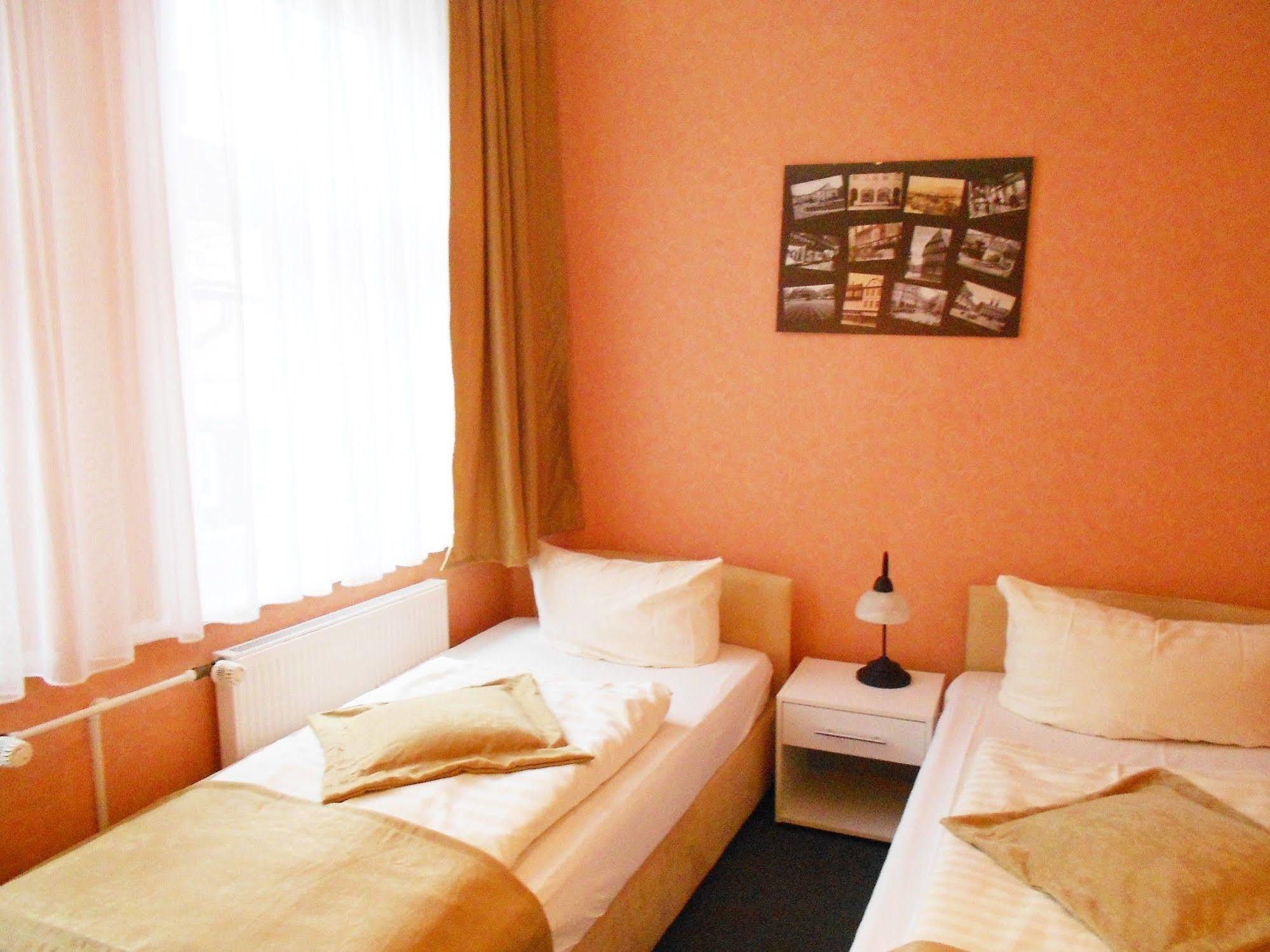 Altstadt-hotel Gosequell Гостевой дом Гослар